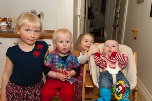 Til Agnes' 3 års fødselsdag - De fire børnebørn for første gang fotograferet sammen